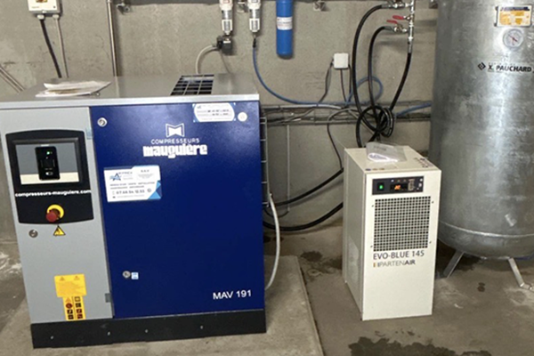 Installation de compresseur Maugui&egrave;re et centrale d&rsquo;air comprim&eacute; image 2